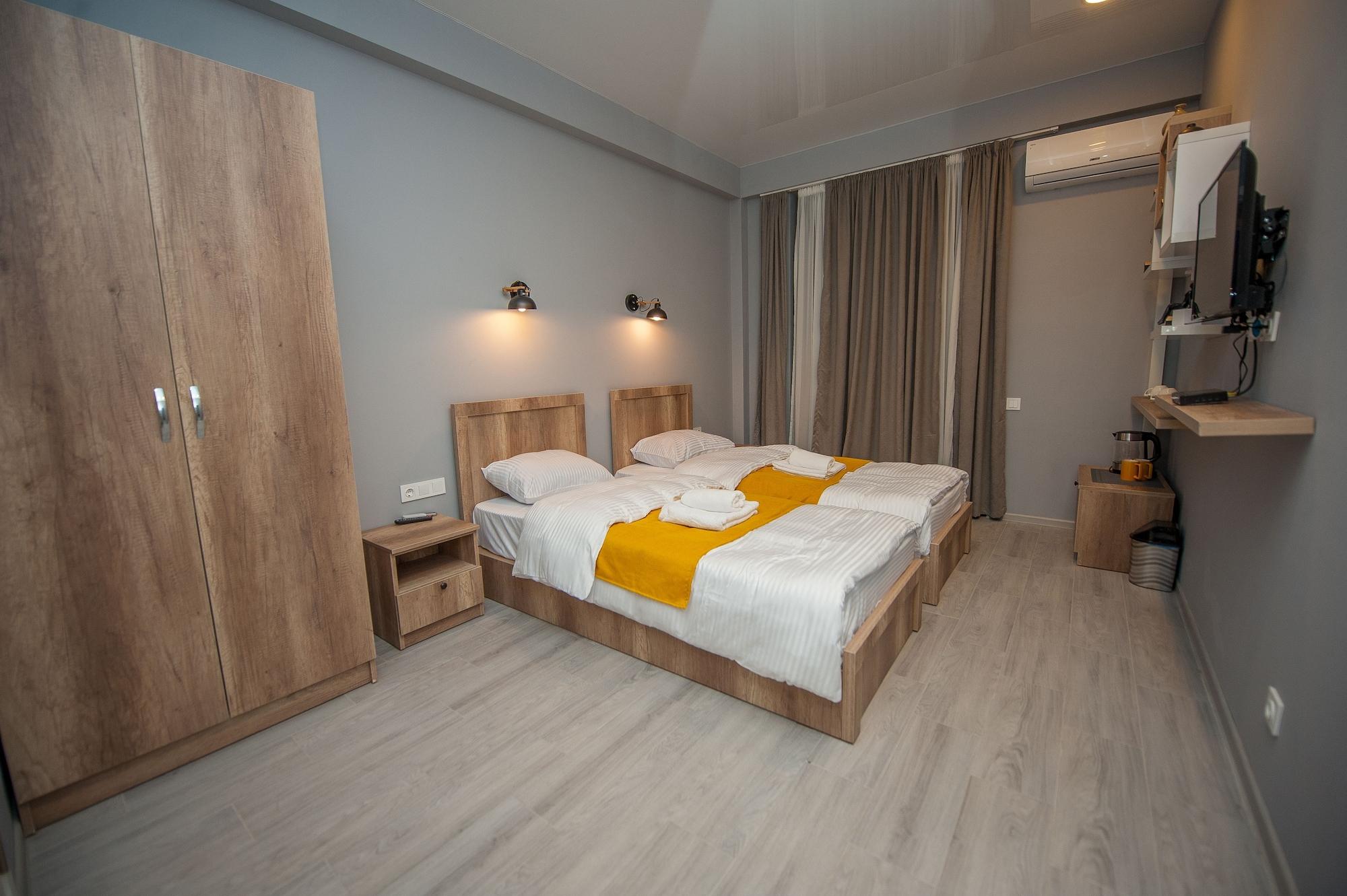 Easy Hotel T'Bilisi Tbilisi Zewnętrze zdjęcie