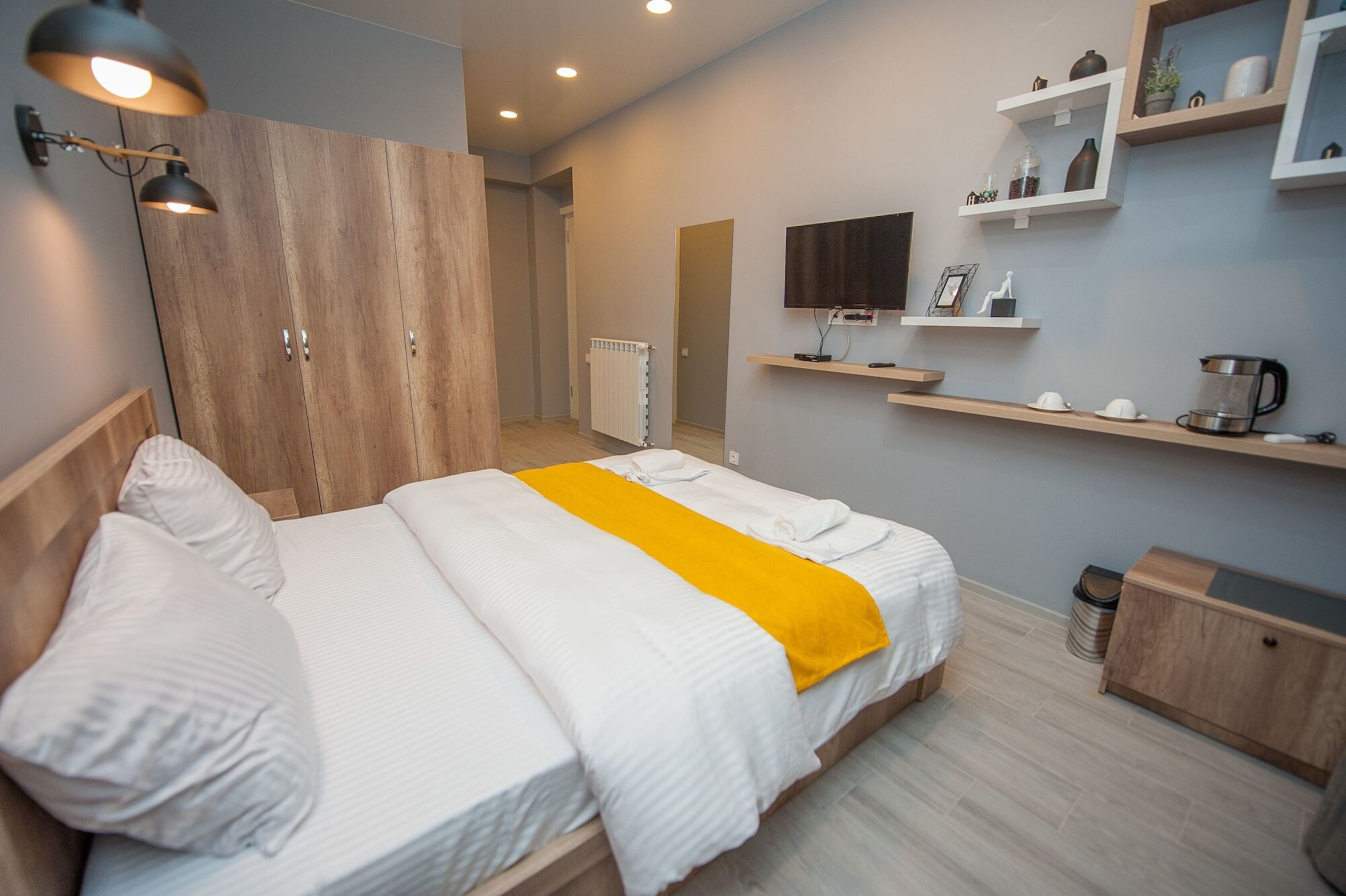 Easy Hotel T'Bilisi Tbilisi Zewnętrze zdjęcie